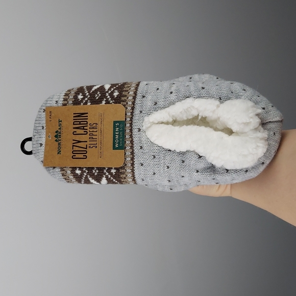 Northeast Outfitters Shoes - NWT Cozy Cabin Slippers by Northeast Outfitters